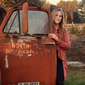 Meet your Posher, Lisa